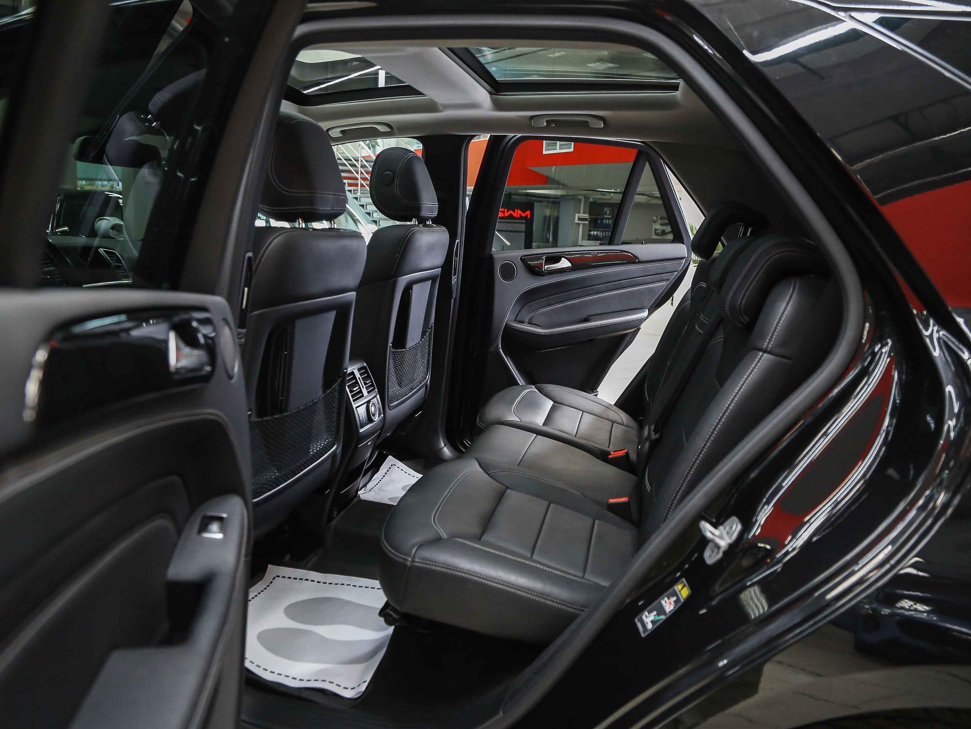 Mercedes-Benz M-Класс 2014, черный, ДЦ Орехово