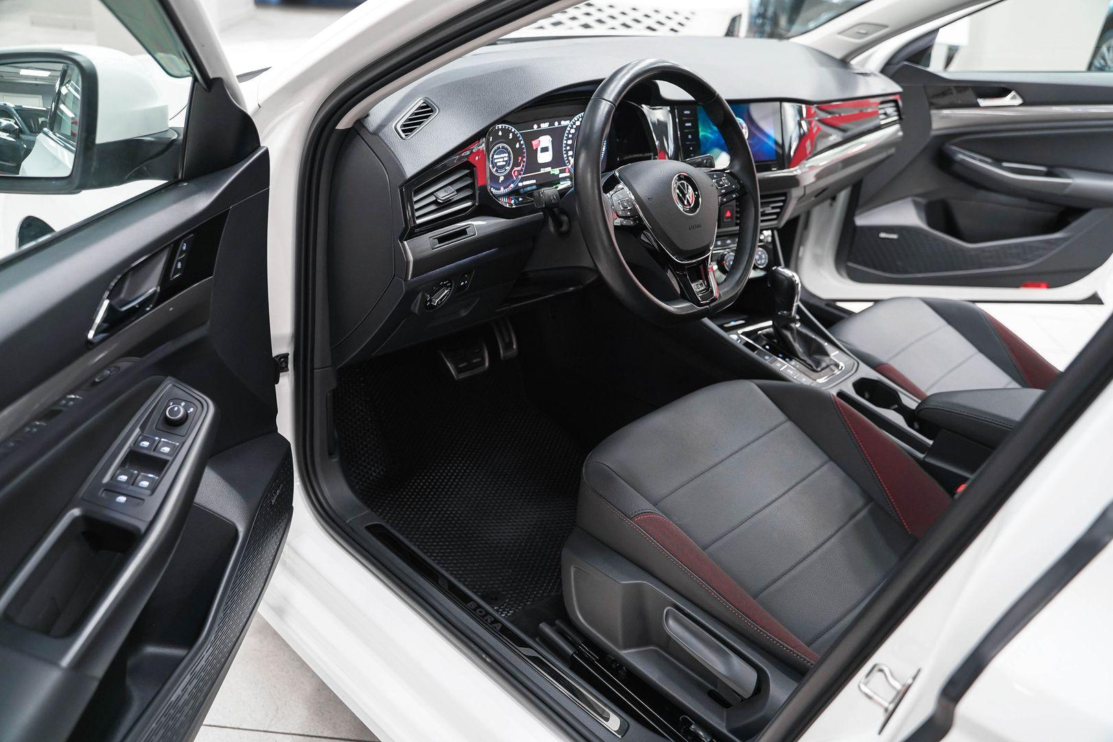 Volkswagen Bora 2021, белый, ДЦ Орехово