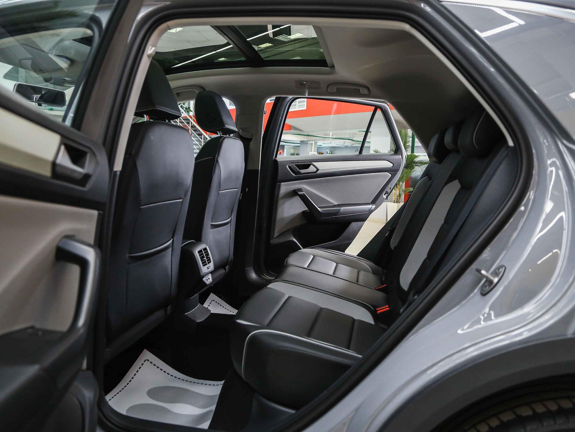 Volkswagen T-Roc 2026, серый, ДЦ Орехово