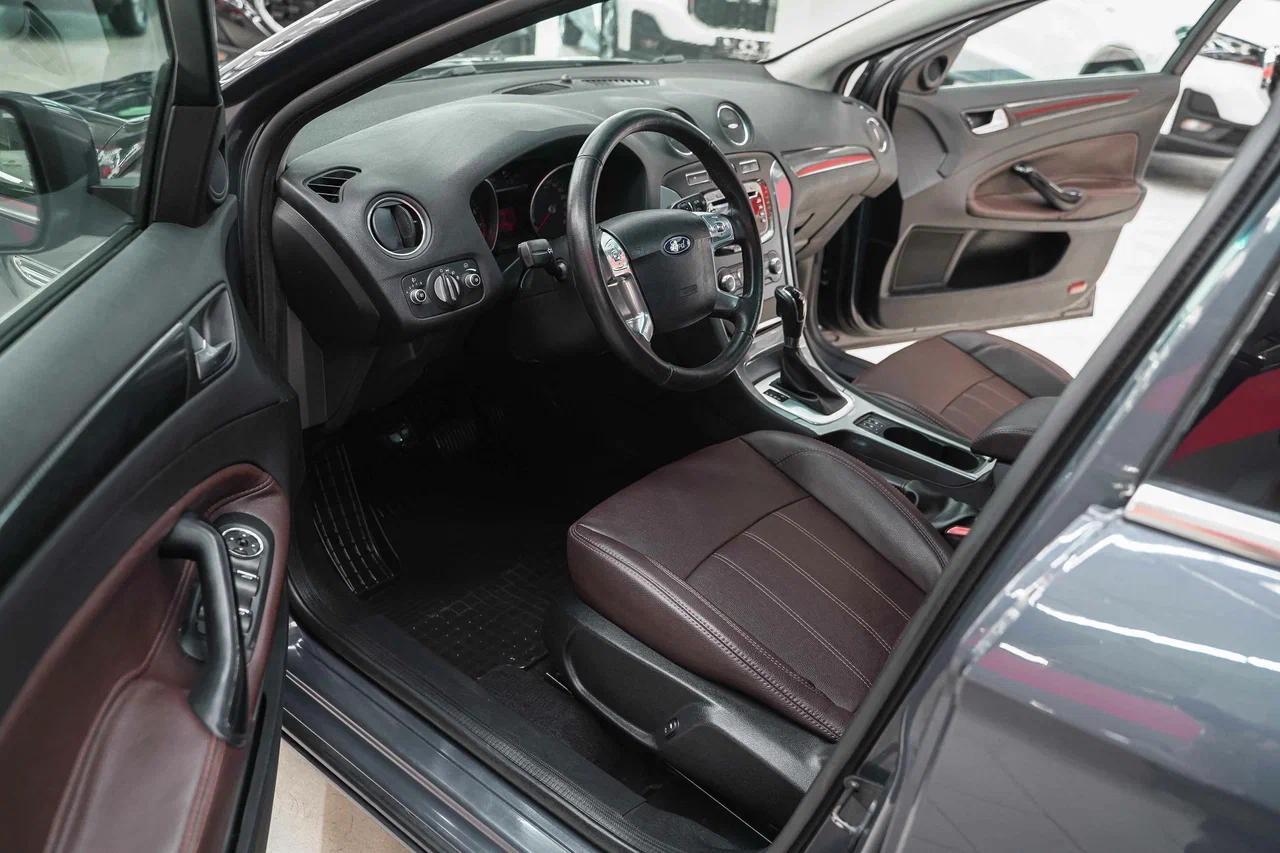 Ford Mondeo 2010, серый, ДЦ Орехово