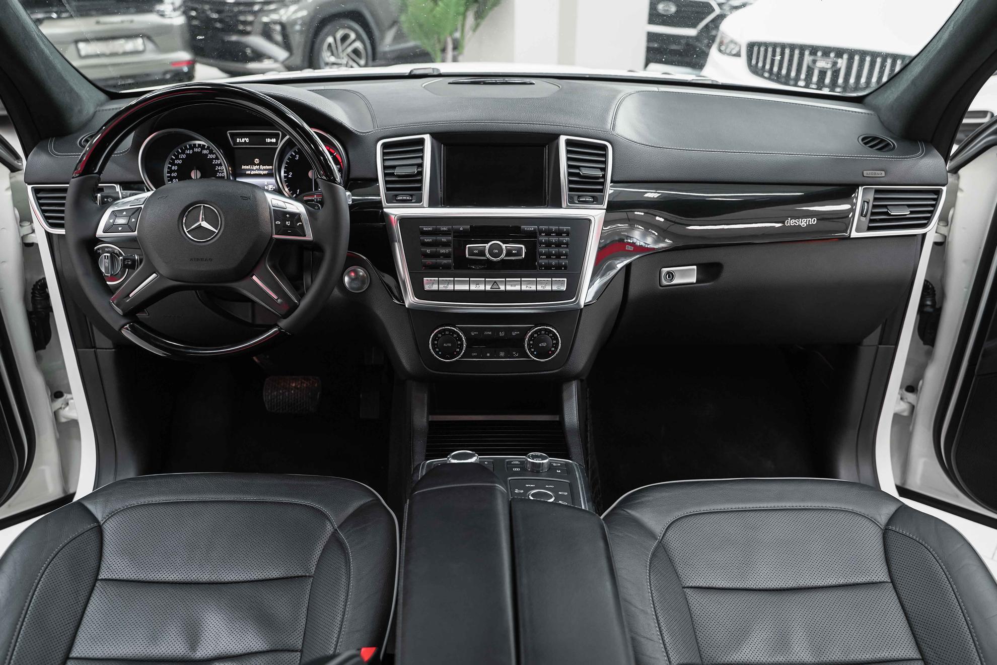 Mercedes-Benz GL-Класс 2013, белый, ДЦ Орехово