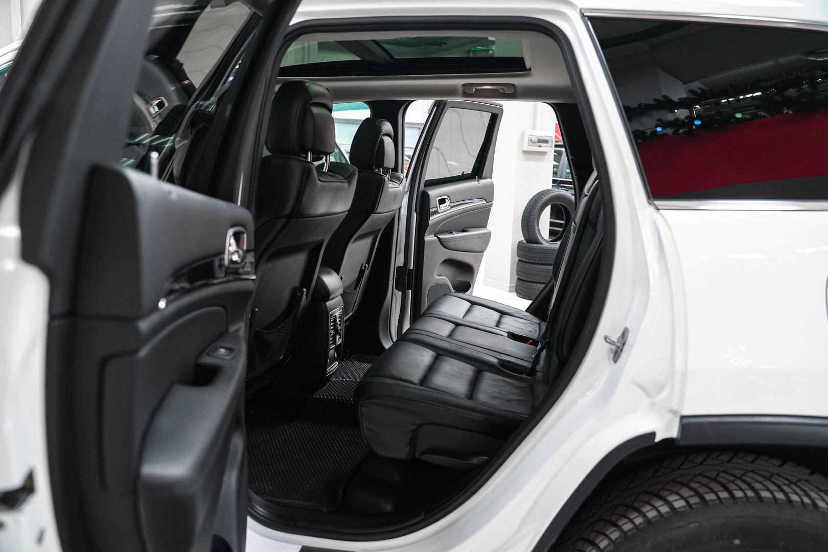 Jeep Grand Cherokee 2012, белый, ДЦ Орехово