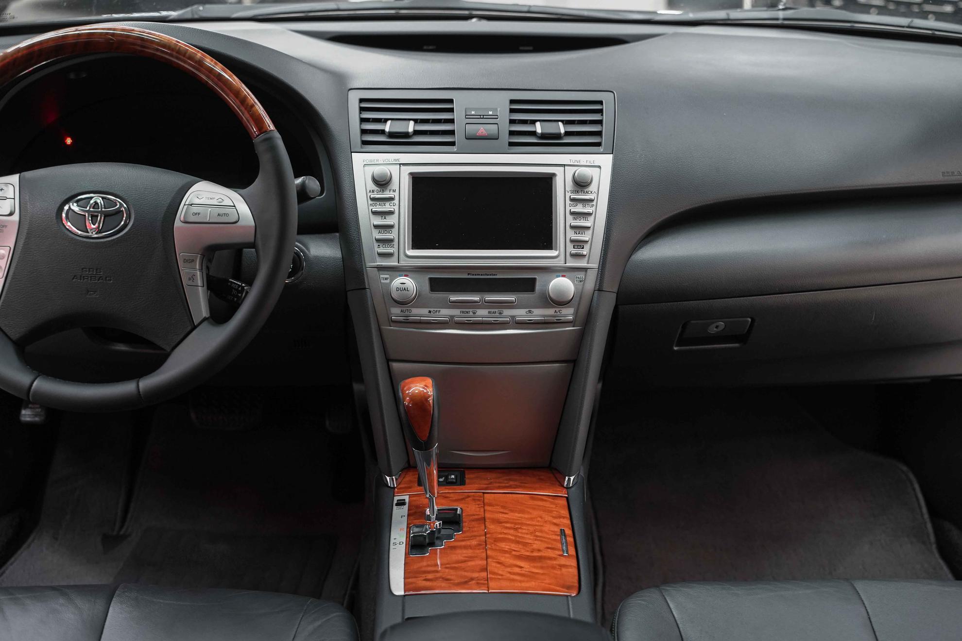 Toyota Camry 2011, черный, ДЦ Орехово