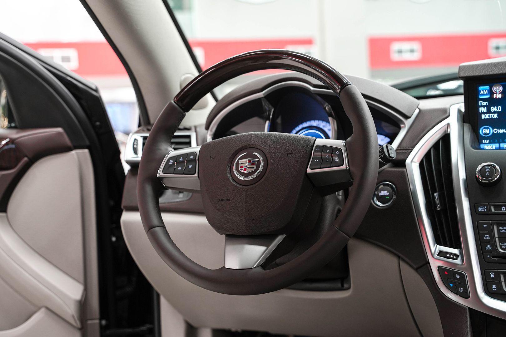 Cadillac SRX 2012, черный, ДЦ Орехово