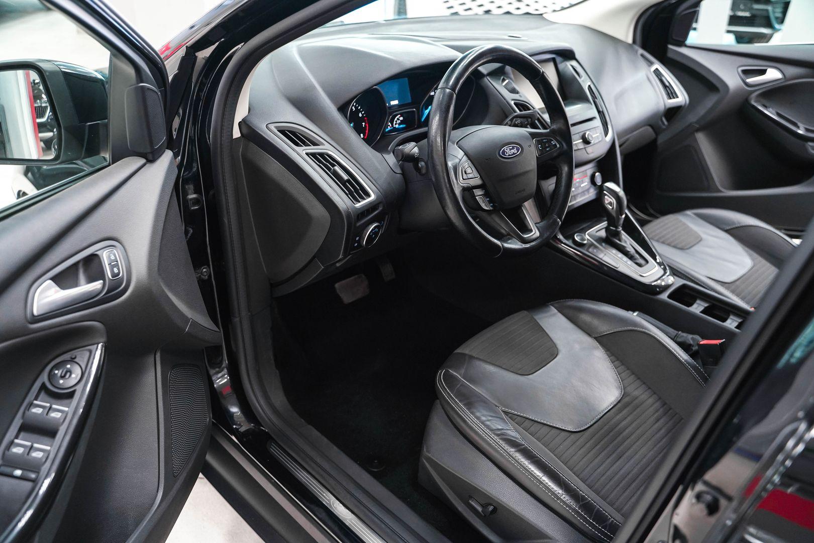 Ford Focus 2017, черный, ДЦ Орехово
