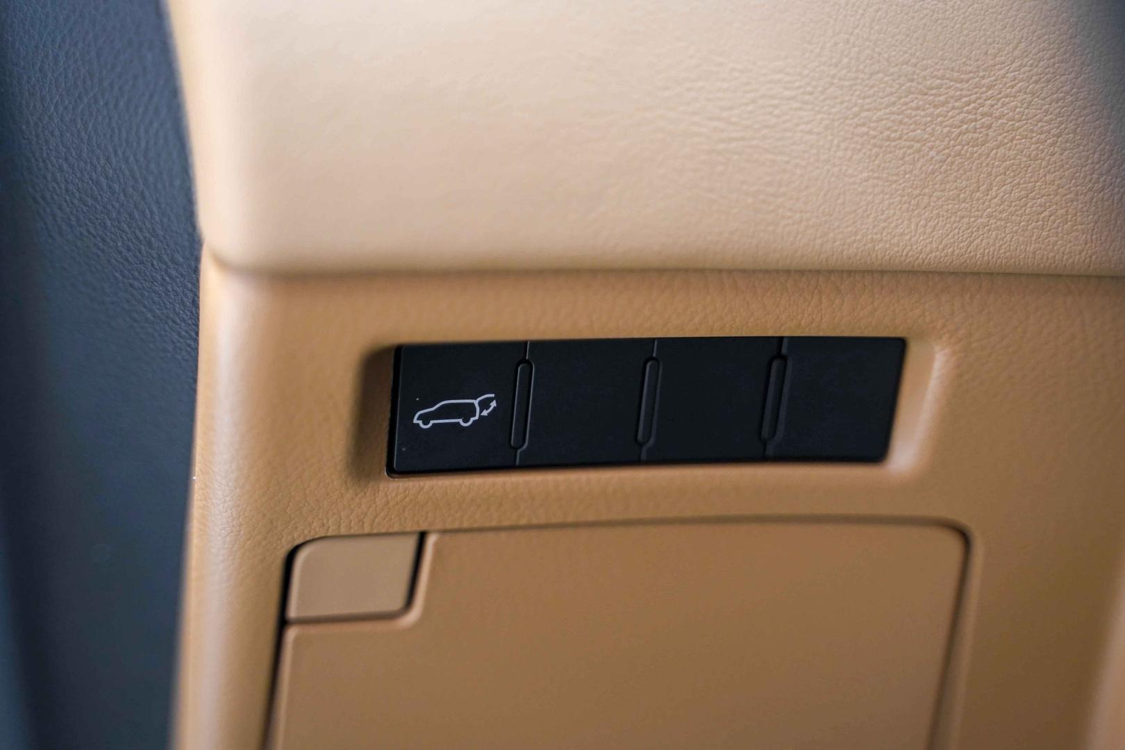 Lexus LX 2026, черный, ДЦ Орехово