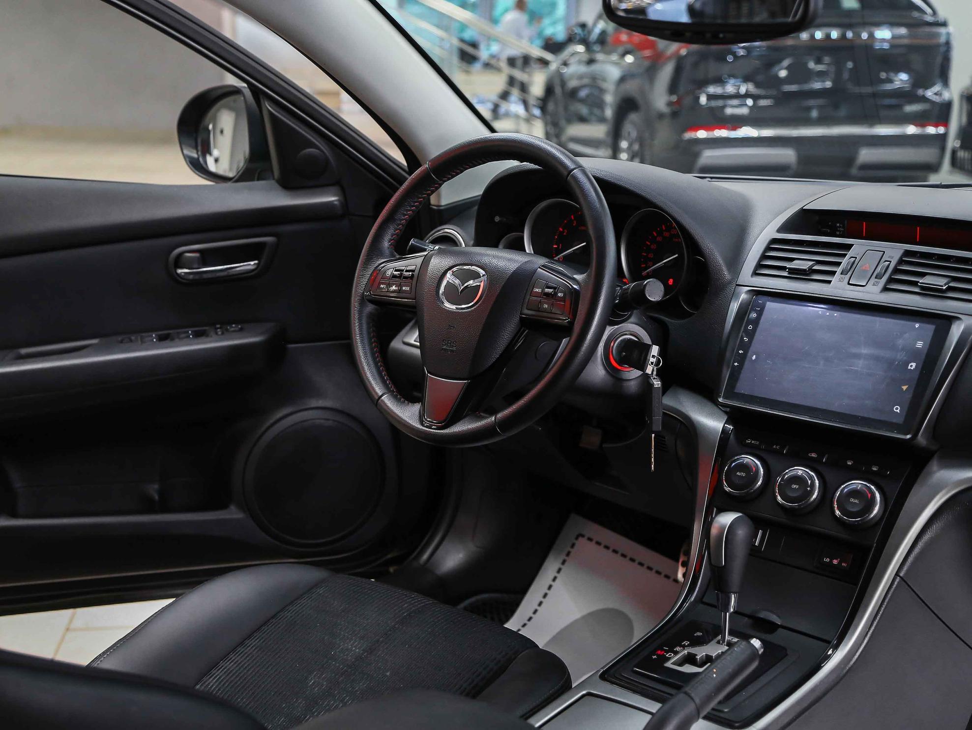 Mazda 6 2011, серый, ДЦ Орехово