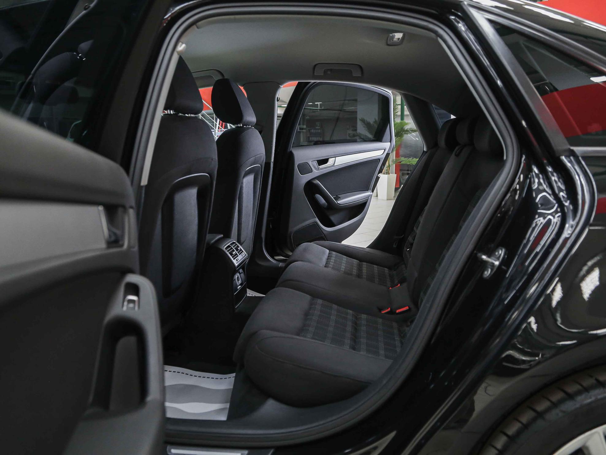 Audi A4 2013, черный, ДЦ Орехово