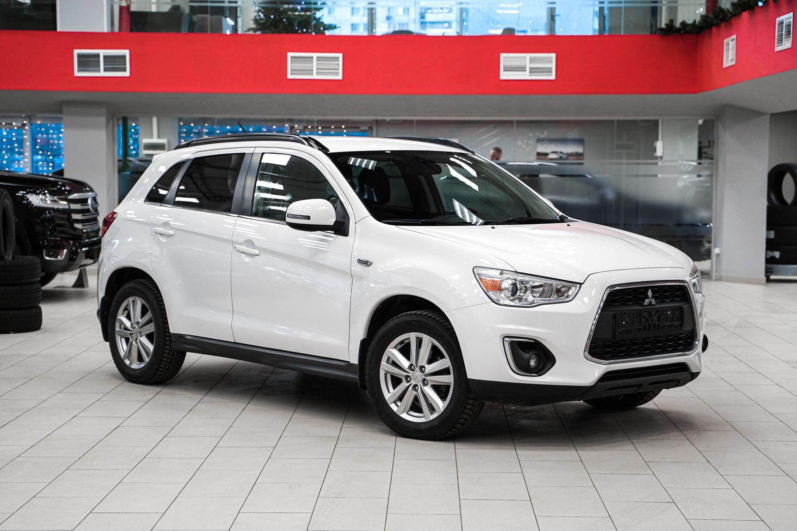 Mitsubishi ASX 2013, белый, ДЦ Орехово