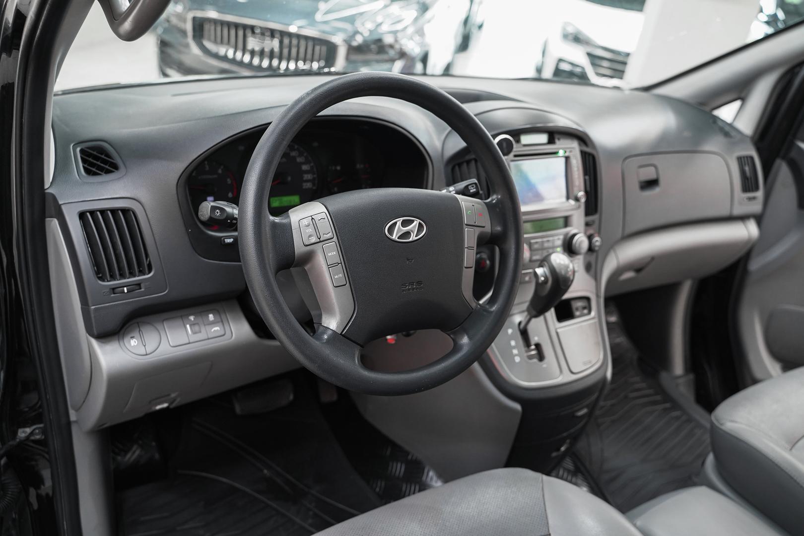 Hyundai Grand Starex 2013, черный, ДЦ Орехово