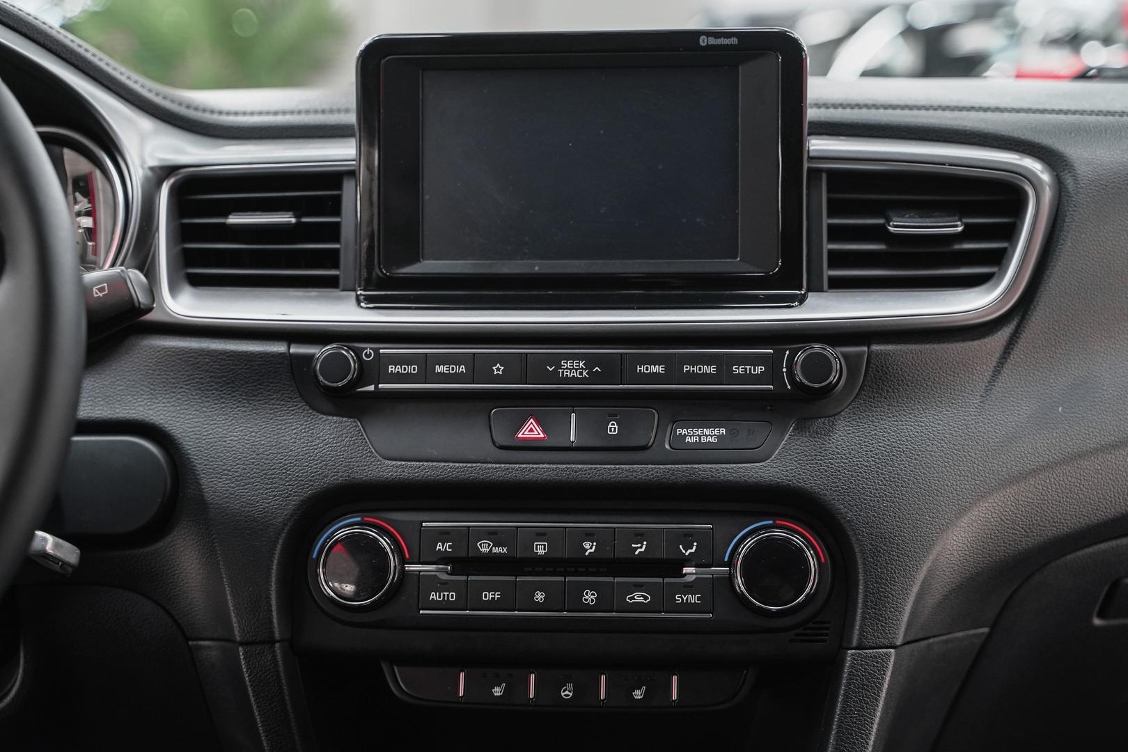 Kia Ceed 2019, белый, ДЦ Орехово