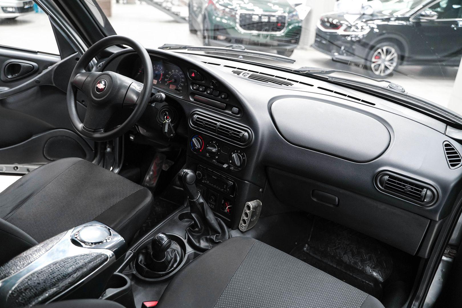 Chevrolet Niva 2013, серый, ДЦ Орехово