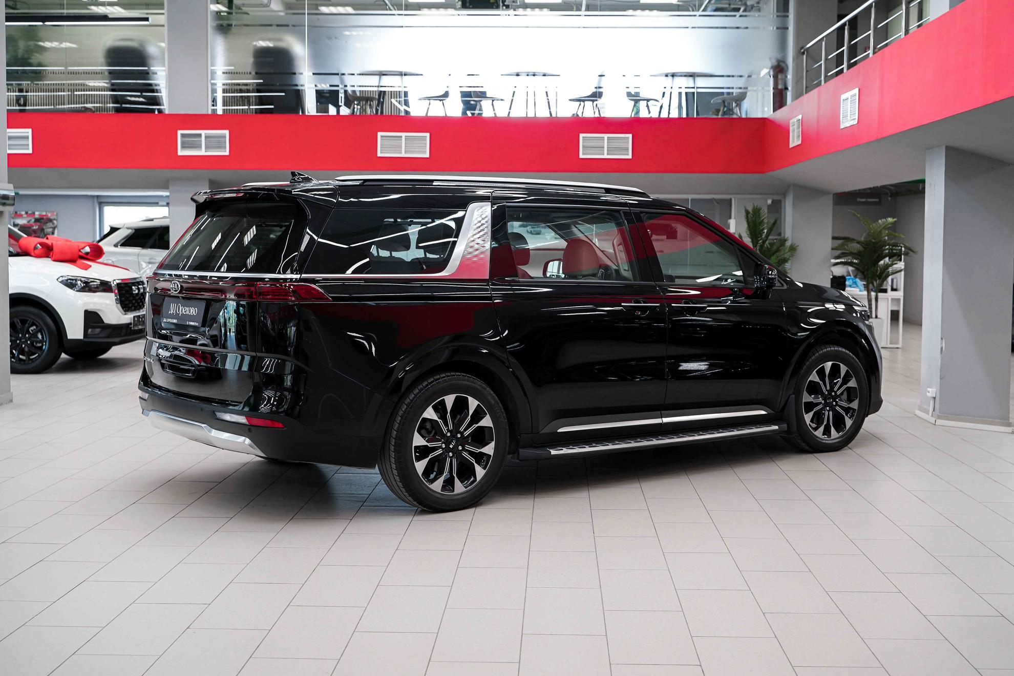 Kia Carnival 2021, черный, ДЦ Орехово