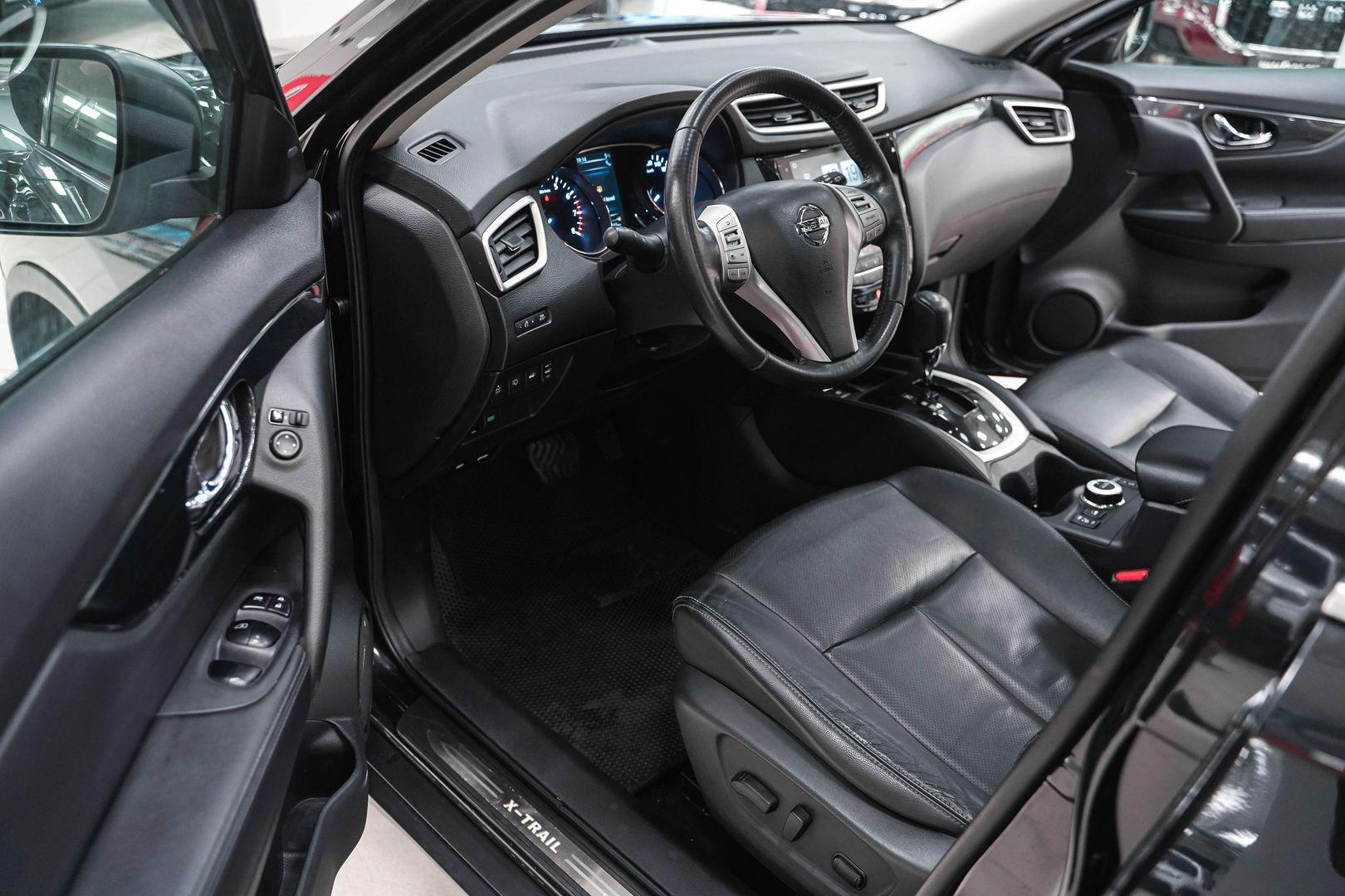 Nissan X-Trail 2015, черный, ДЦ Орехово