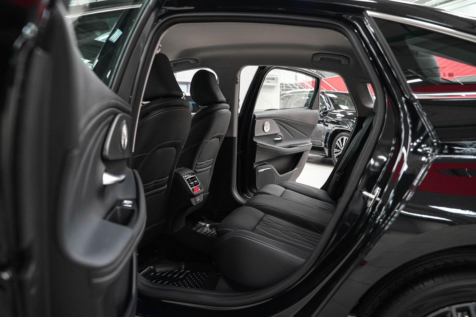 Chery Arrizo 8 2024, черный, ДЦ Орехово