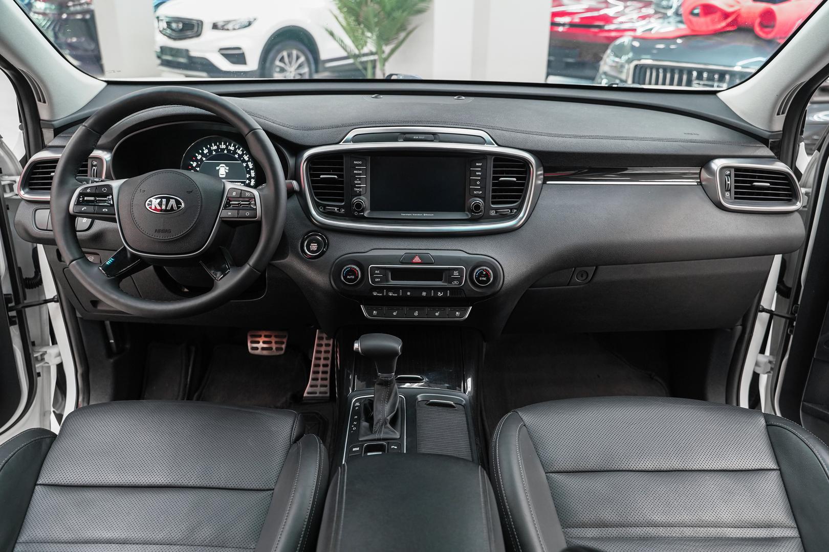 Kia Sorento 2018, белый, ДЦ Орехово