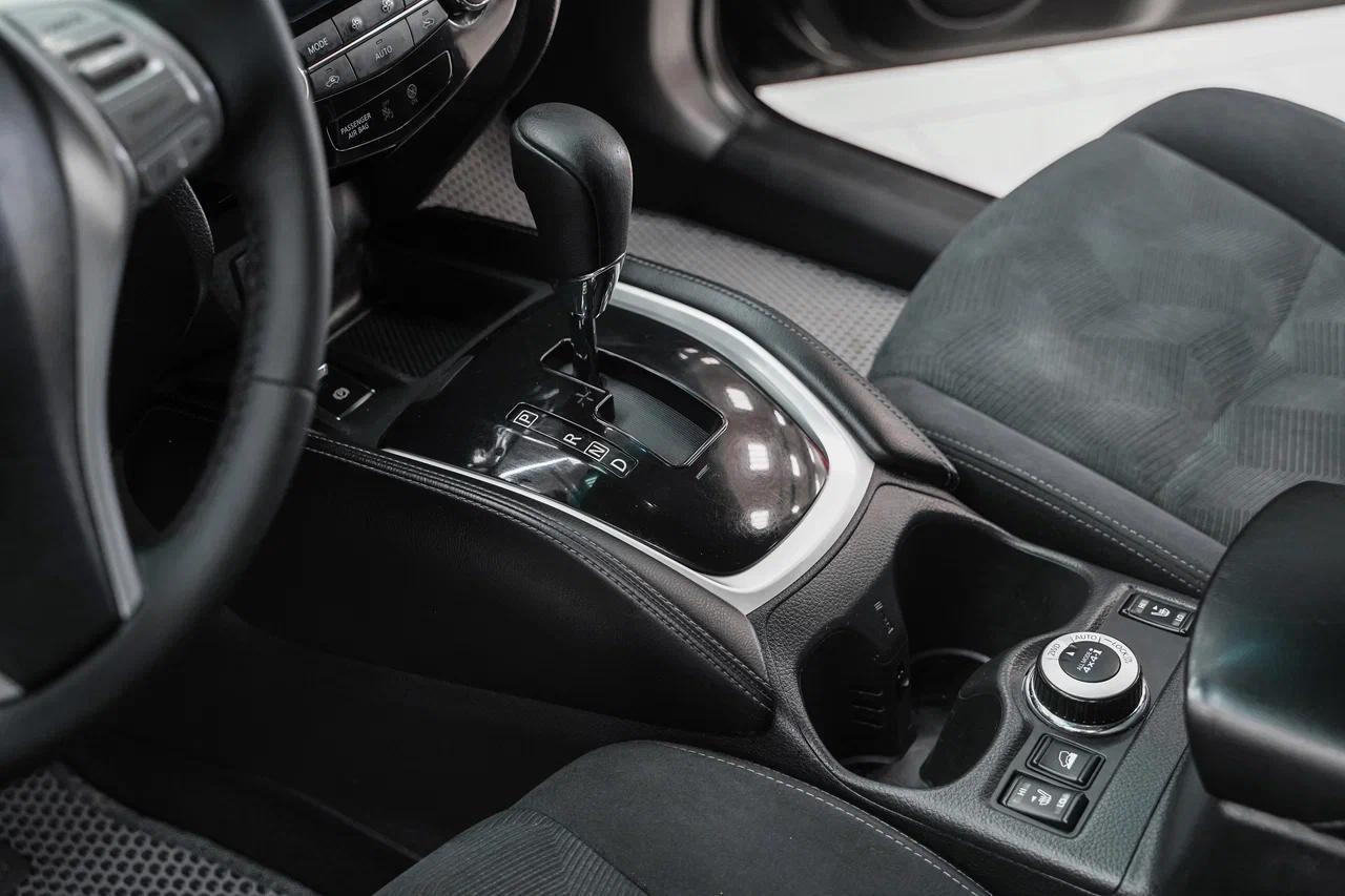 Nissan X-Trail 2015, черный, ДЦ Орехово