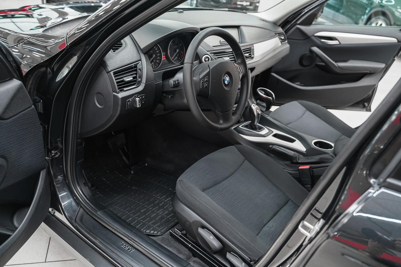BMW X1 2012, черный, ДЦ Орехово