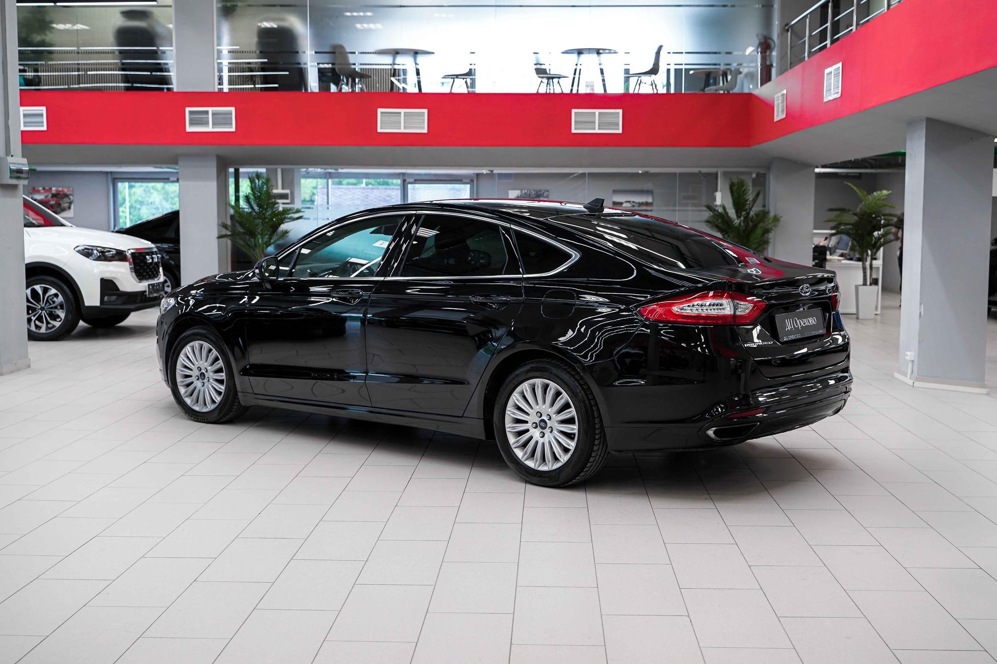Ford Mondeo 2016, черный, ДЦ Орехово