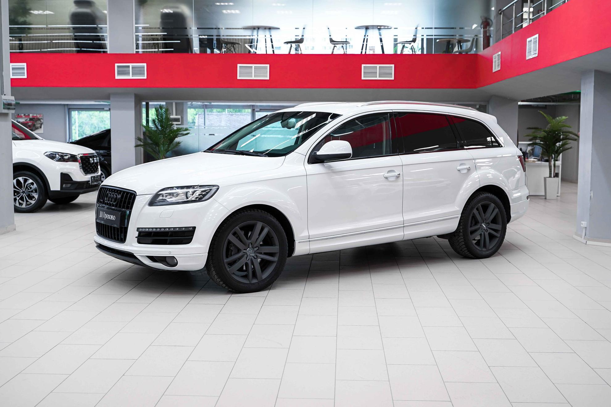 Audi Q7 2012, белый, ДЦ Орехово