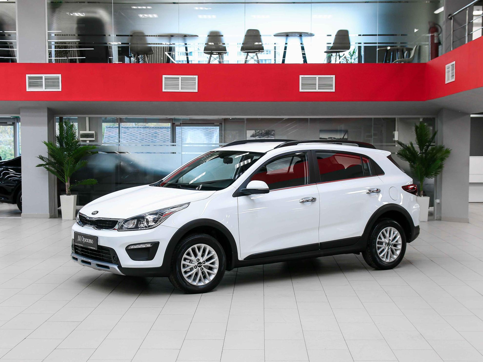 Kia Rio X-Line 2020, белый, ДЦ Орехово