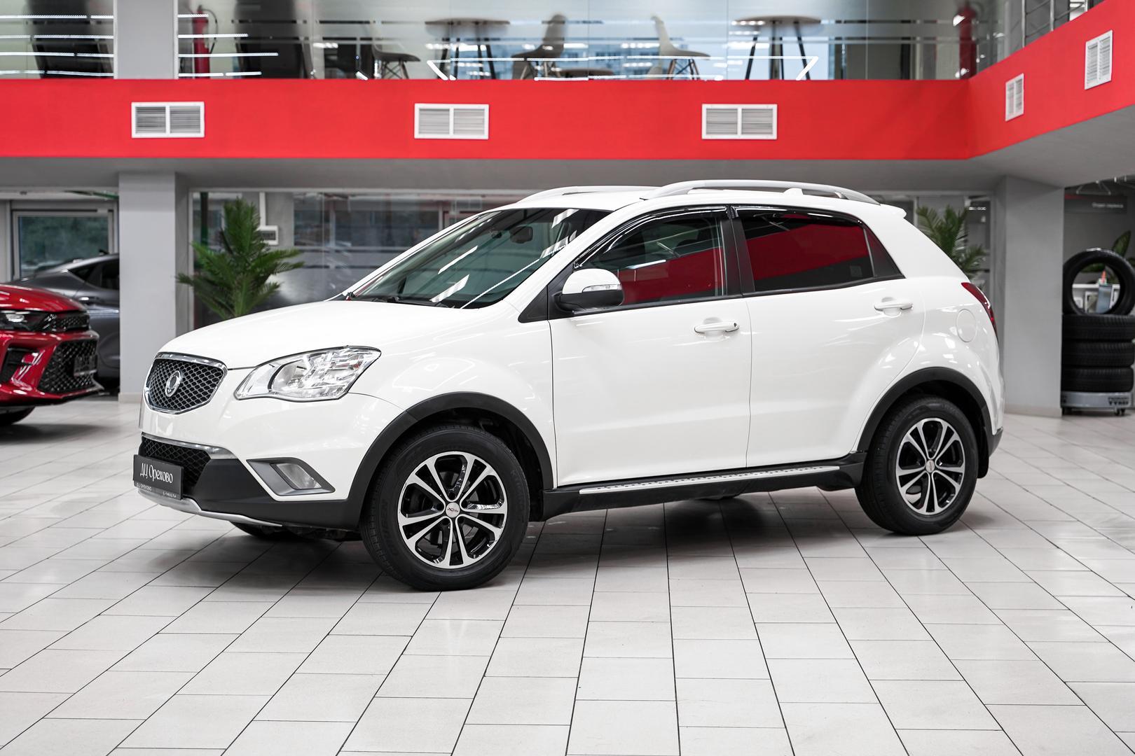 SsangYong Actyon 2011, белый, ДЦ Орехово