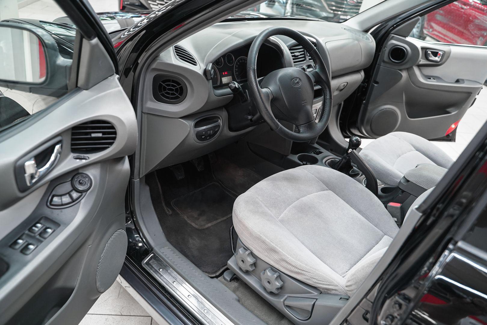 Hyundai Santa Fe 2005, черный, ДЦ Орехово