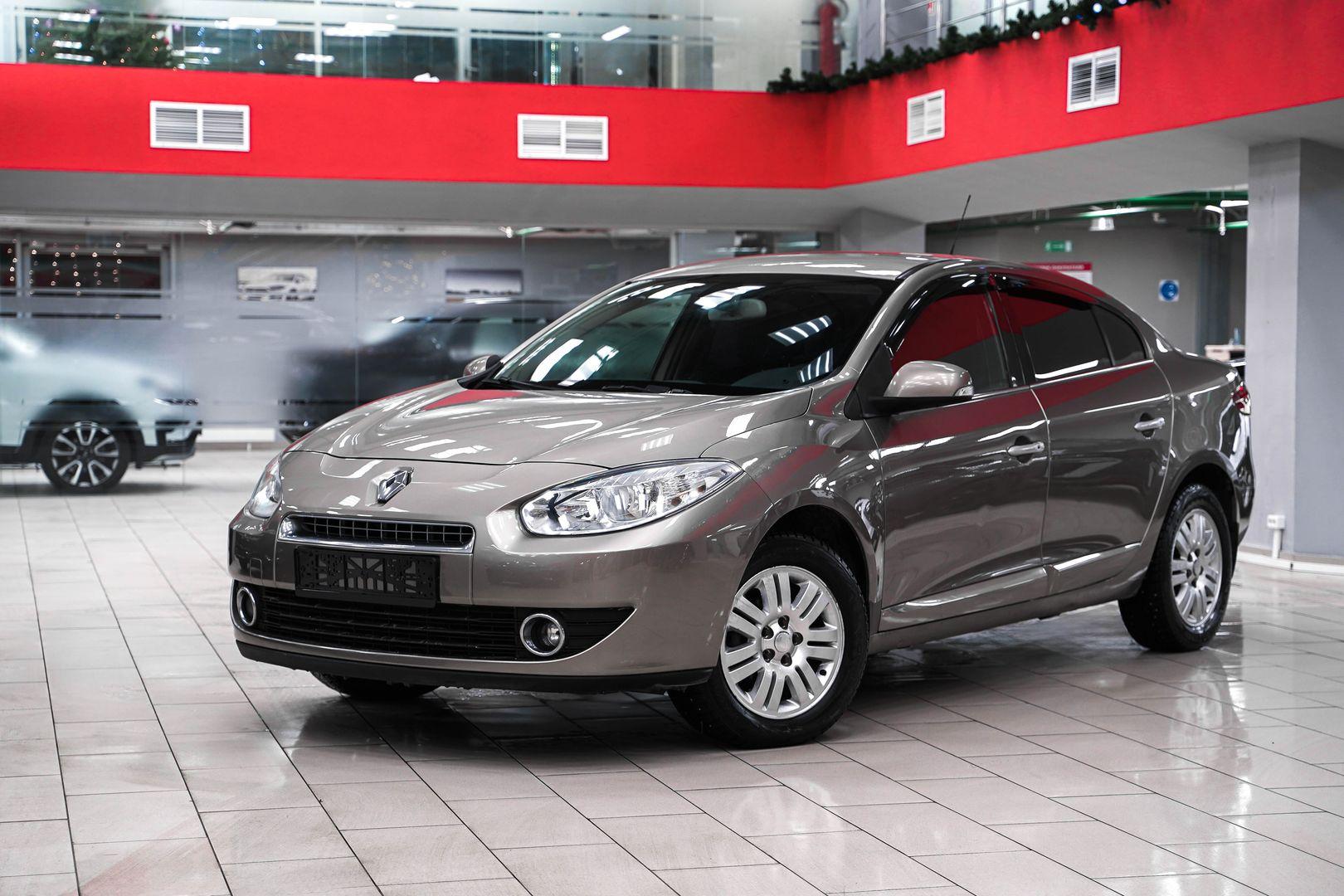Renault Fluence 2011, бежевый, ДЦ Орехово