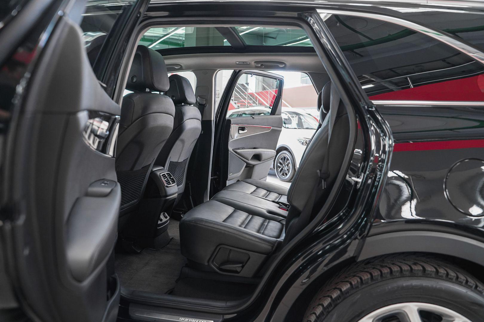 Kia Sorento 2017, черный, ДЦ Орехово