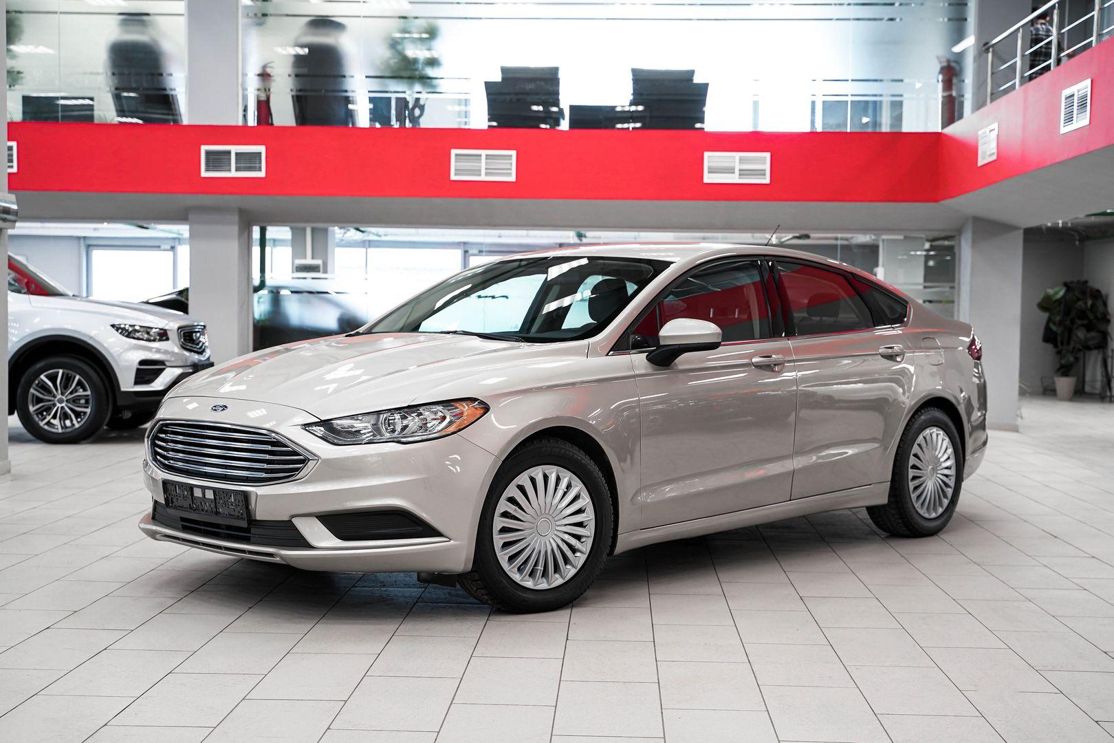 Ford Fusion (North America) 2017, желтый, ДЦ Орехово