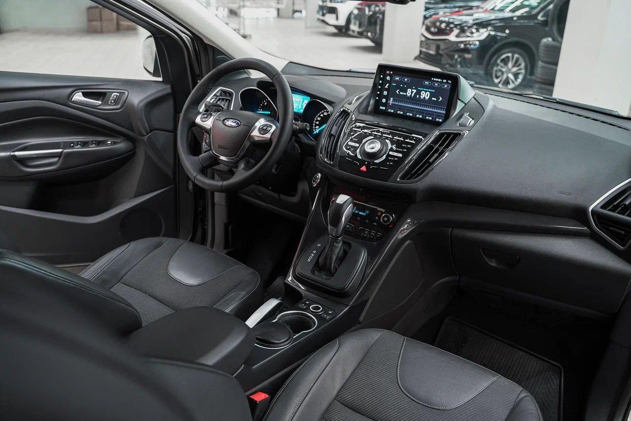 Ford Kuga 2013, серый, ДЦ Орехово