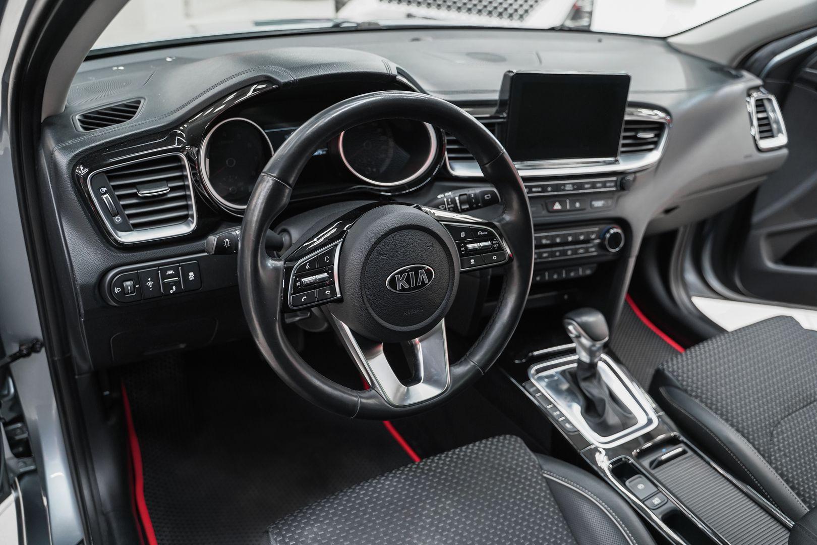 Kia Ceed 2019, серебряный, ДЦ Орехово