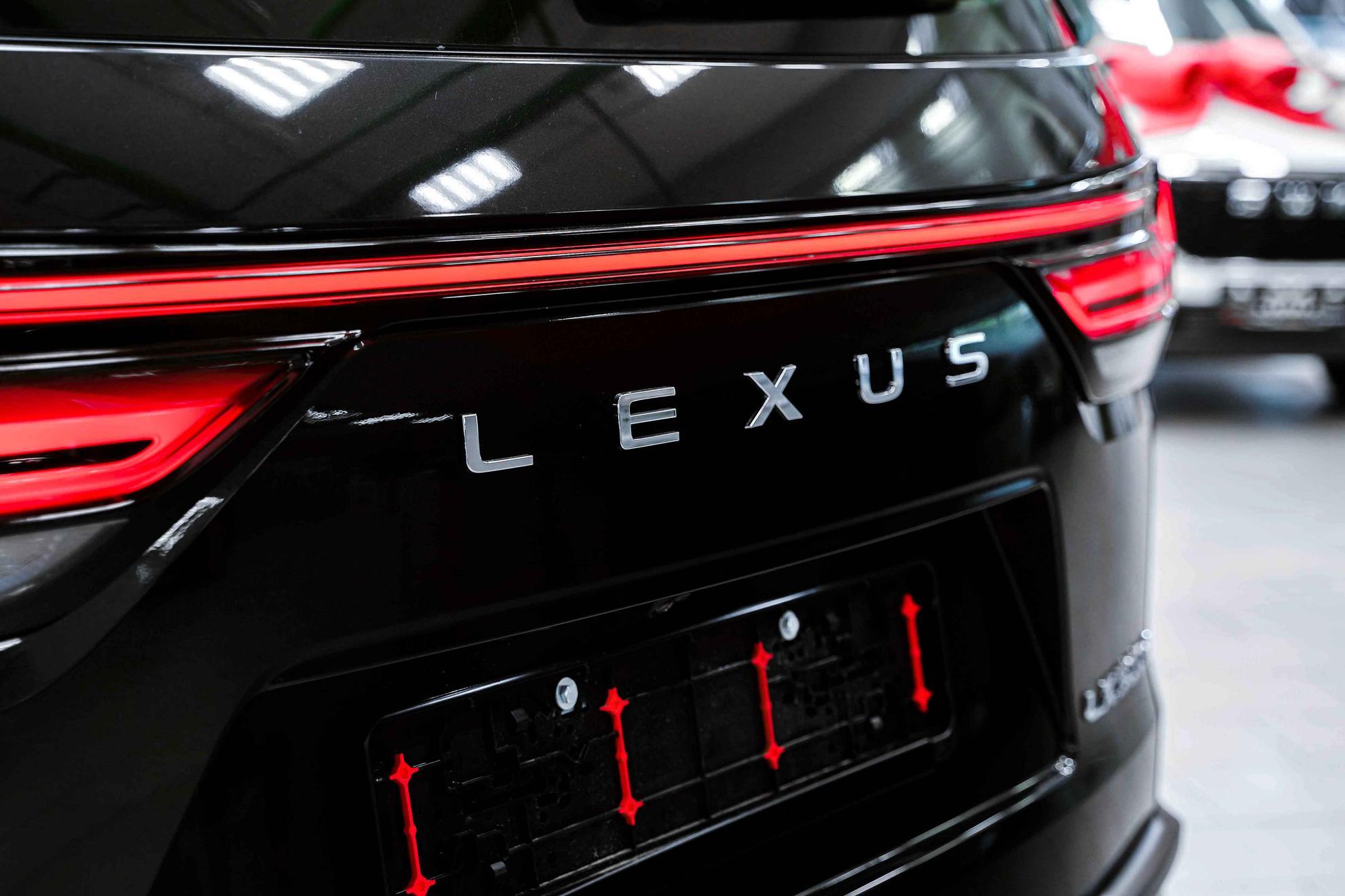 Lexus LX 2026, черный, ДЦ Орехово