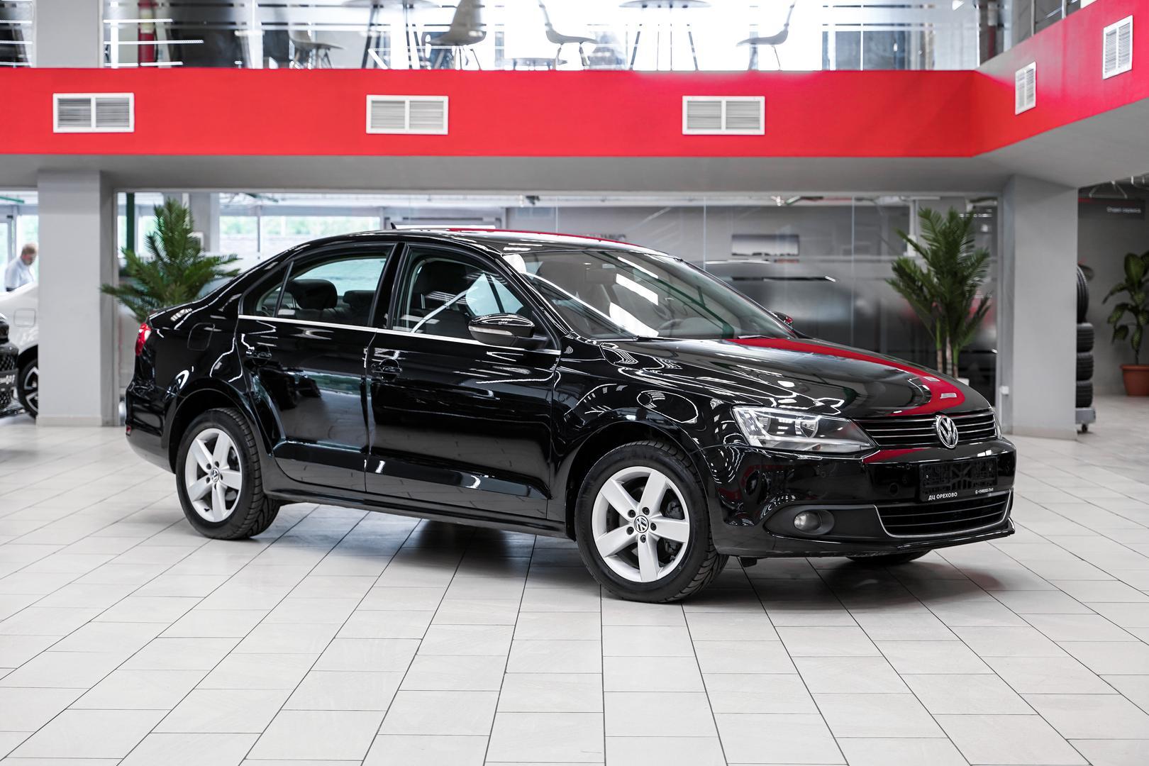Volkswagen Jetta 2013, черный, ДЦ Орехово