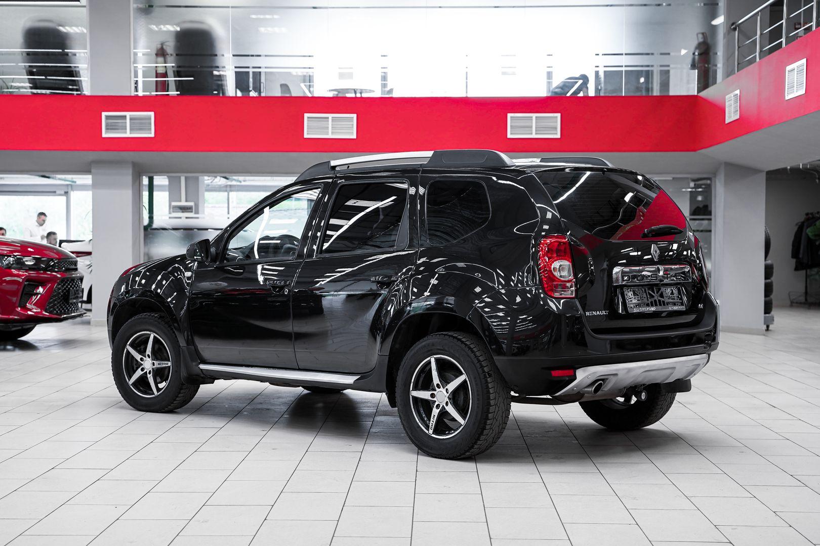 Renault Duster 2013, черный, ДЦ Орехово