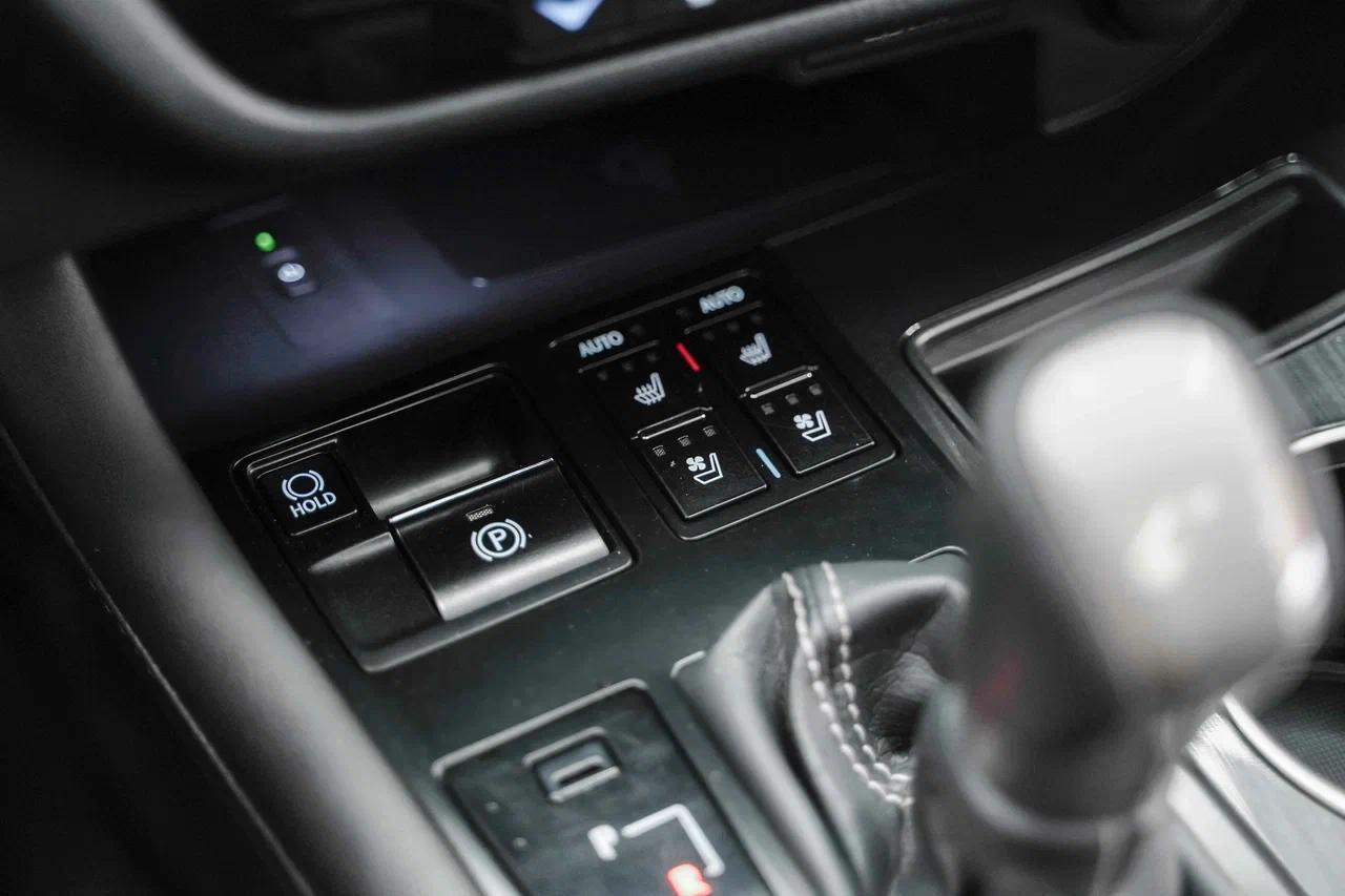 Lexus RX 2019, черный, ДЦ Орехово