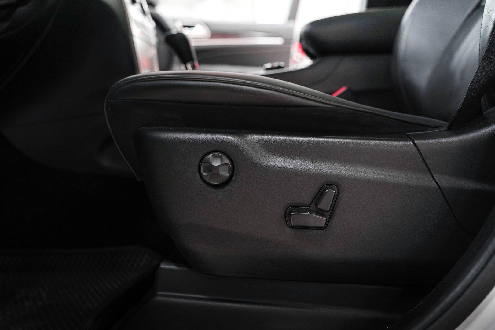 Jeep Grand Cherokee 2012, белый, ДЦ Орехово