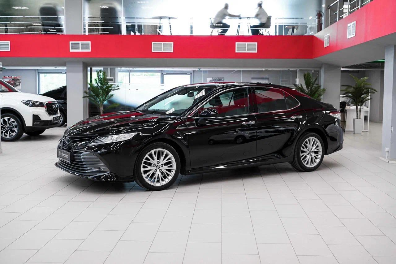 Toyota Camry 2018, черный, ДЦ Орехово