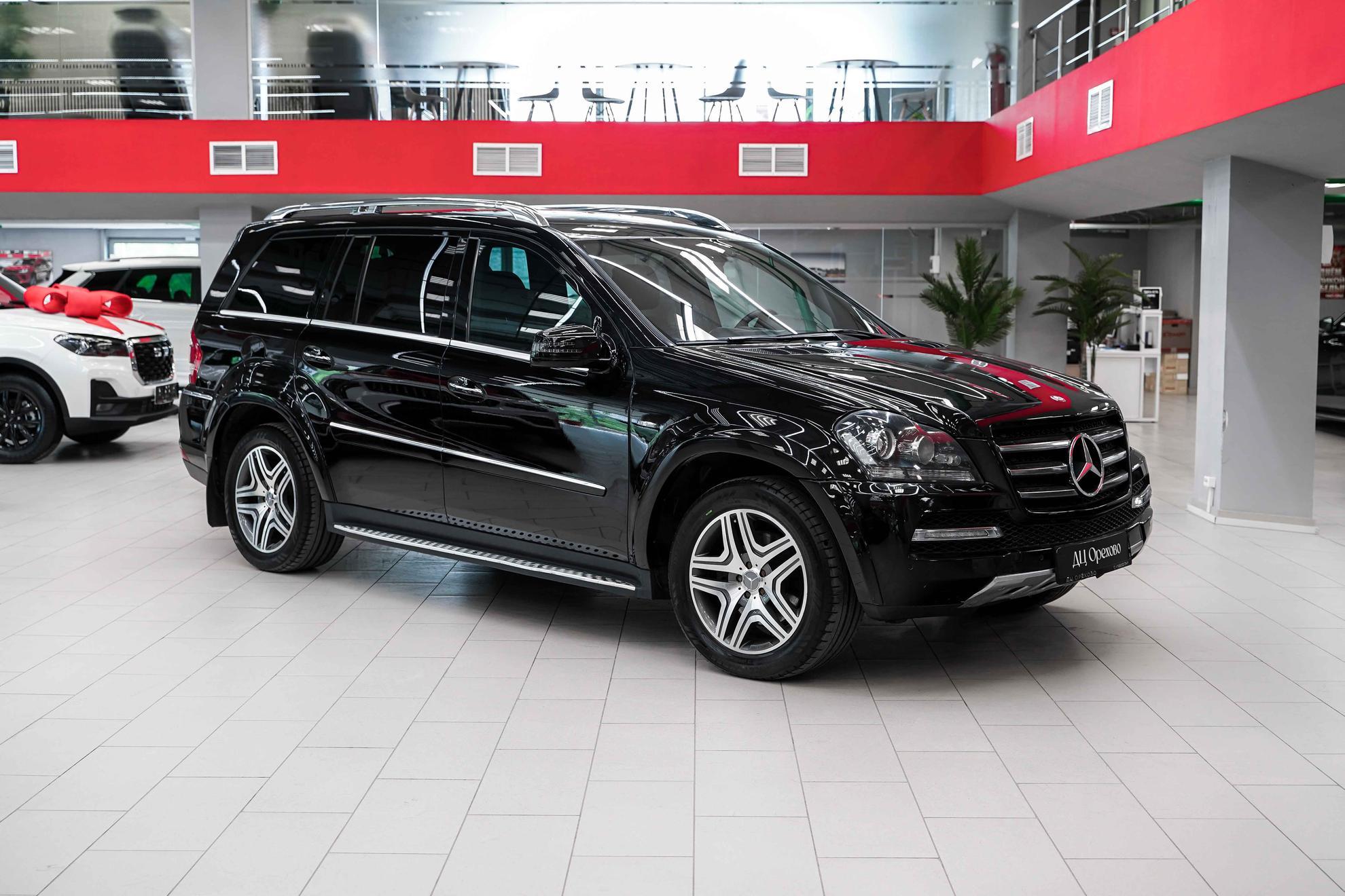 Mercedes-Benz GL-Класс 2011, черный, ДЦ Орехово