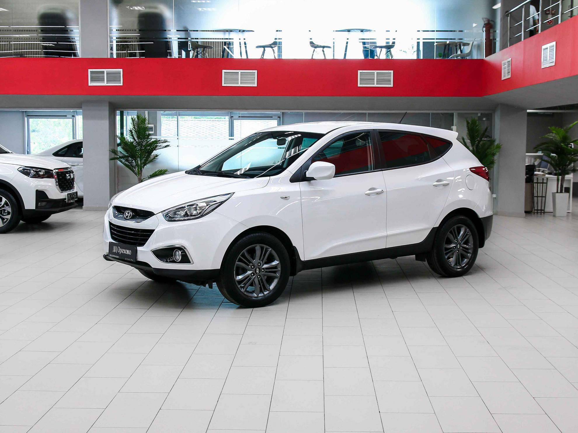 Hyundai ix35 2015, белый, ДЦ Орехово