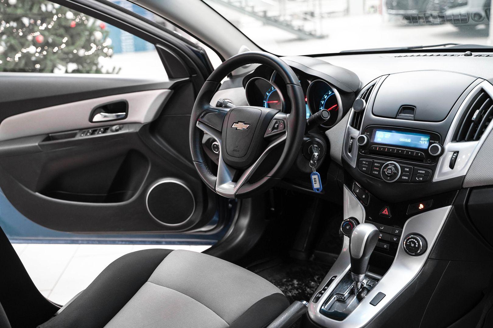 Chevrolet Cruze 2013, синий, ДЦ Орехово