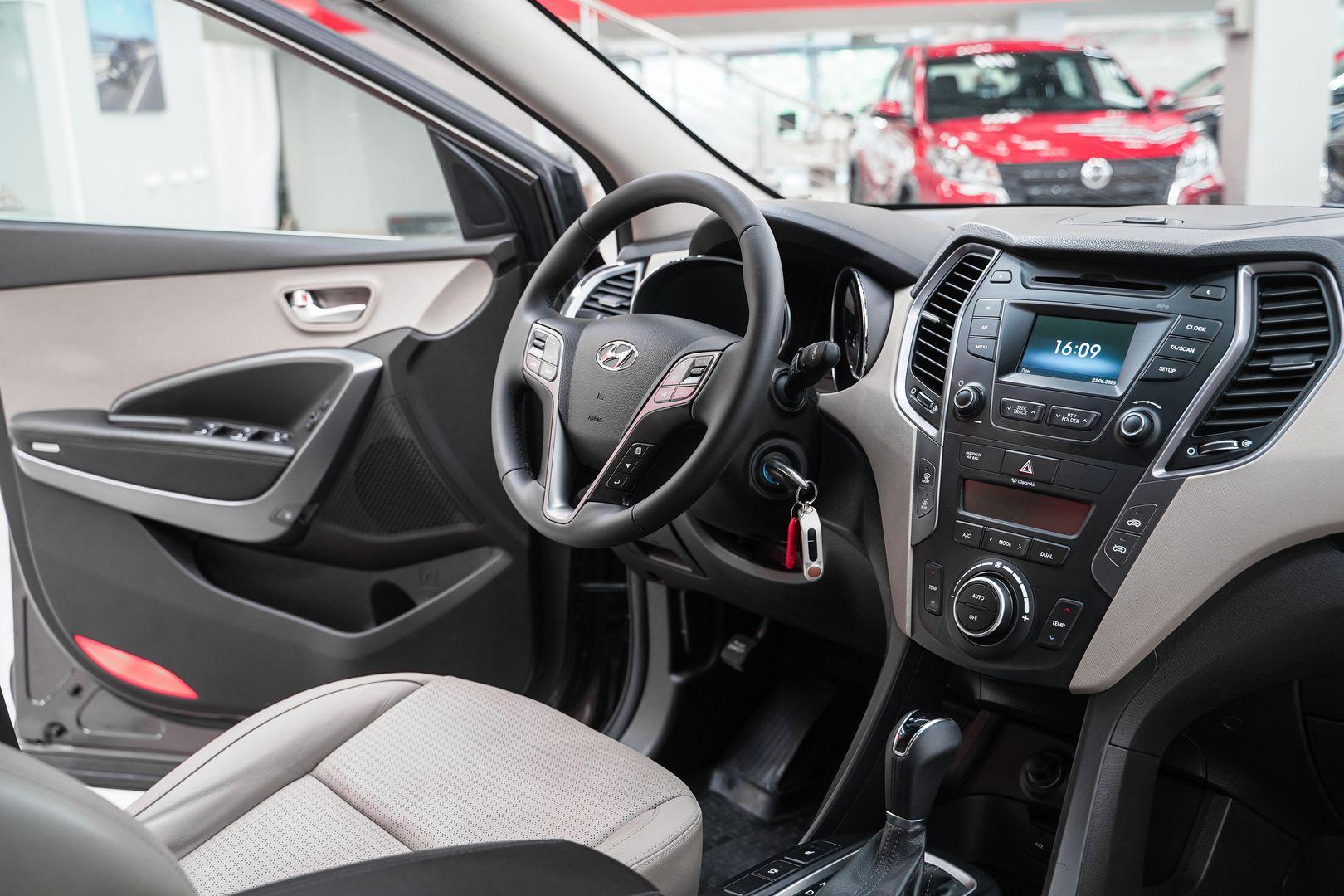 Hyundai Santa Fe 2012, коричневый, ДЦ Орехово