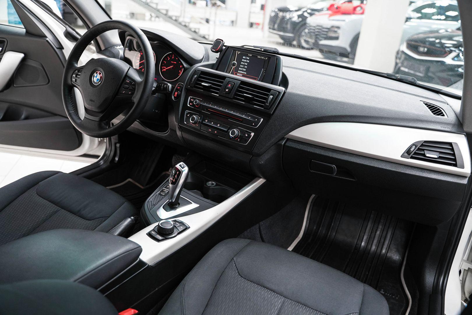 BMW 1 серии 2013, белый, ДЦ Орехово
