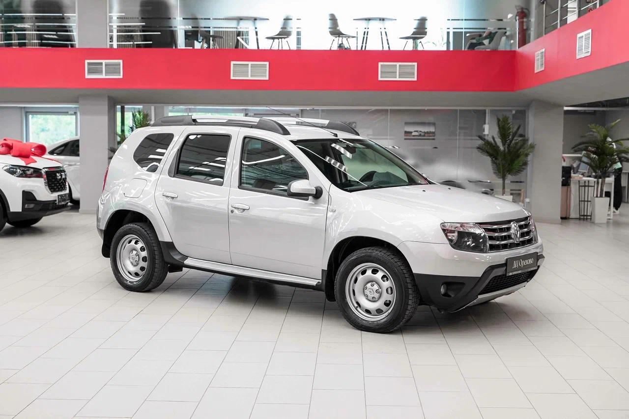 Renault Duster 2013, серебряный, ДЦ Орехово