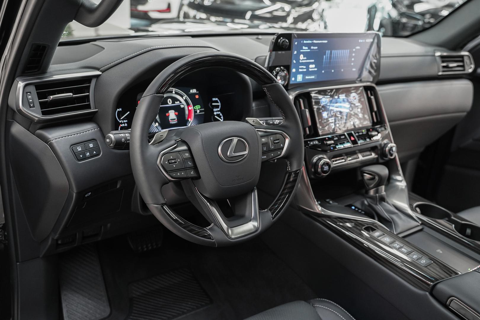 Lexus LX 2025, черный, ДЦ Орехово