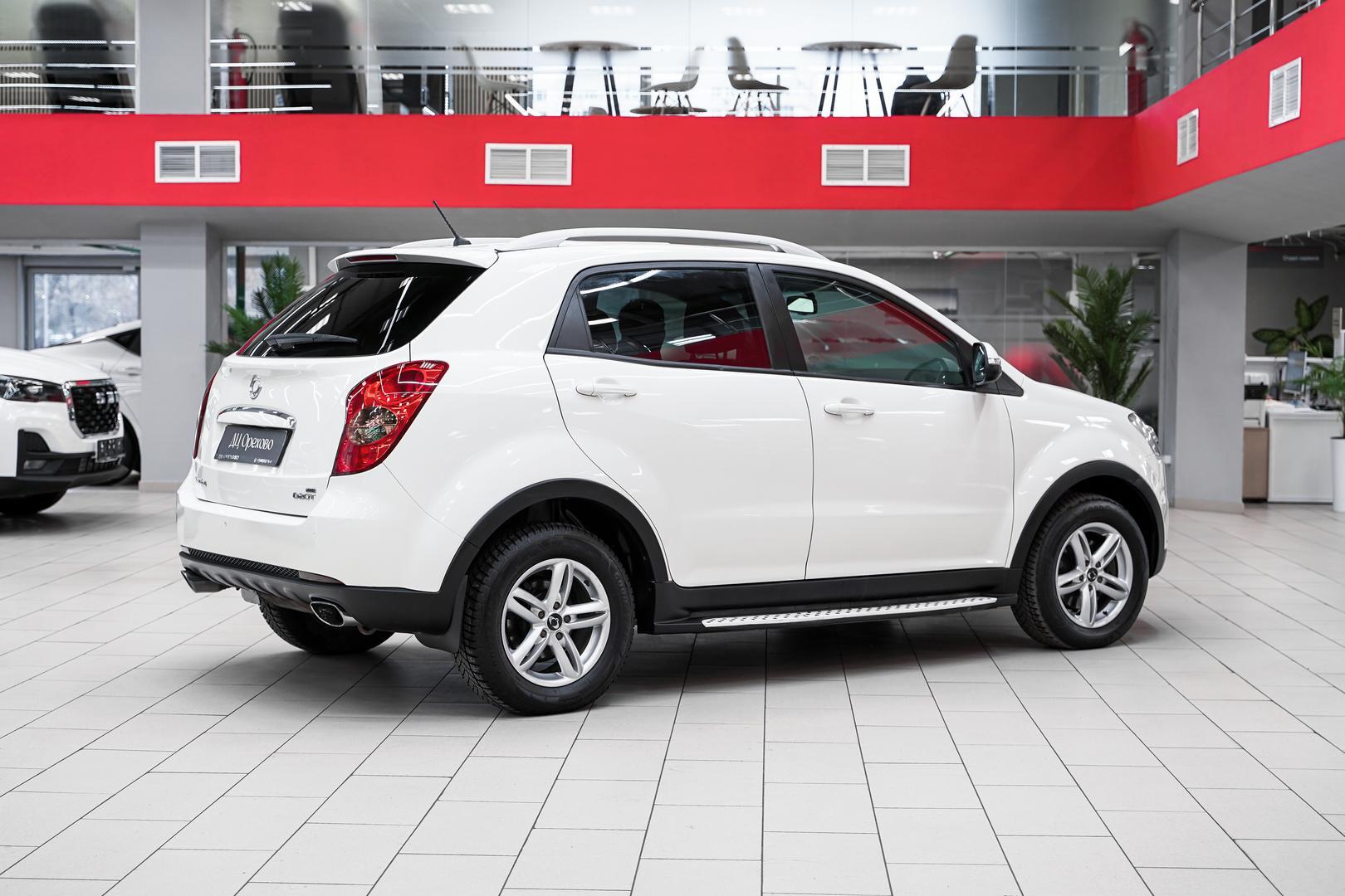 SsangYong Actyon 2011, белый, ДЦ Орехово