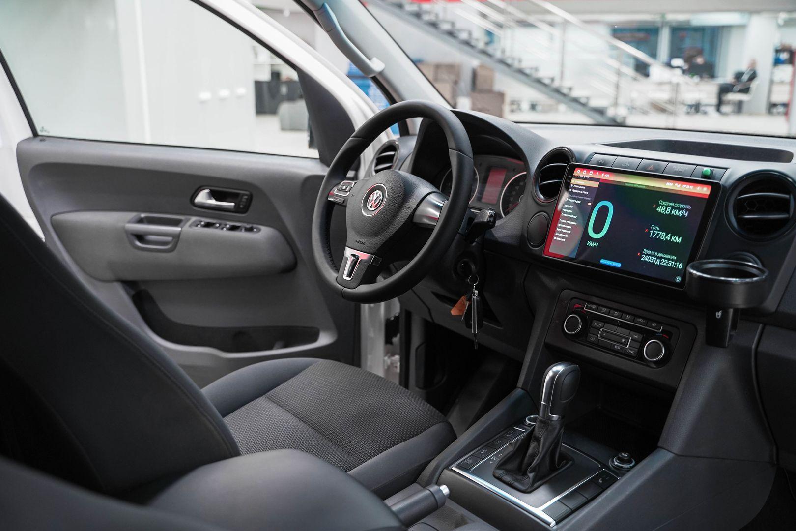 Volkswagen Amarok 2013, белый, ДЦ Орехово
