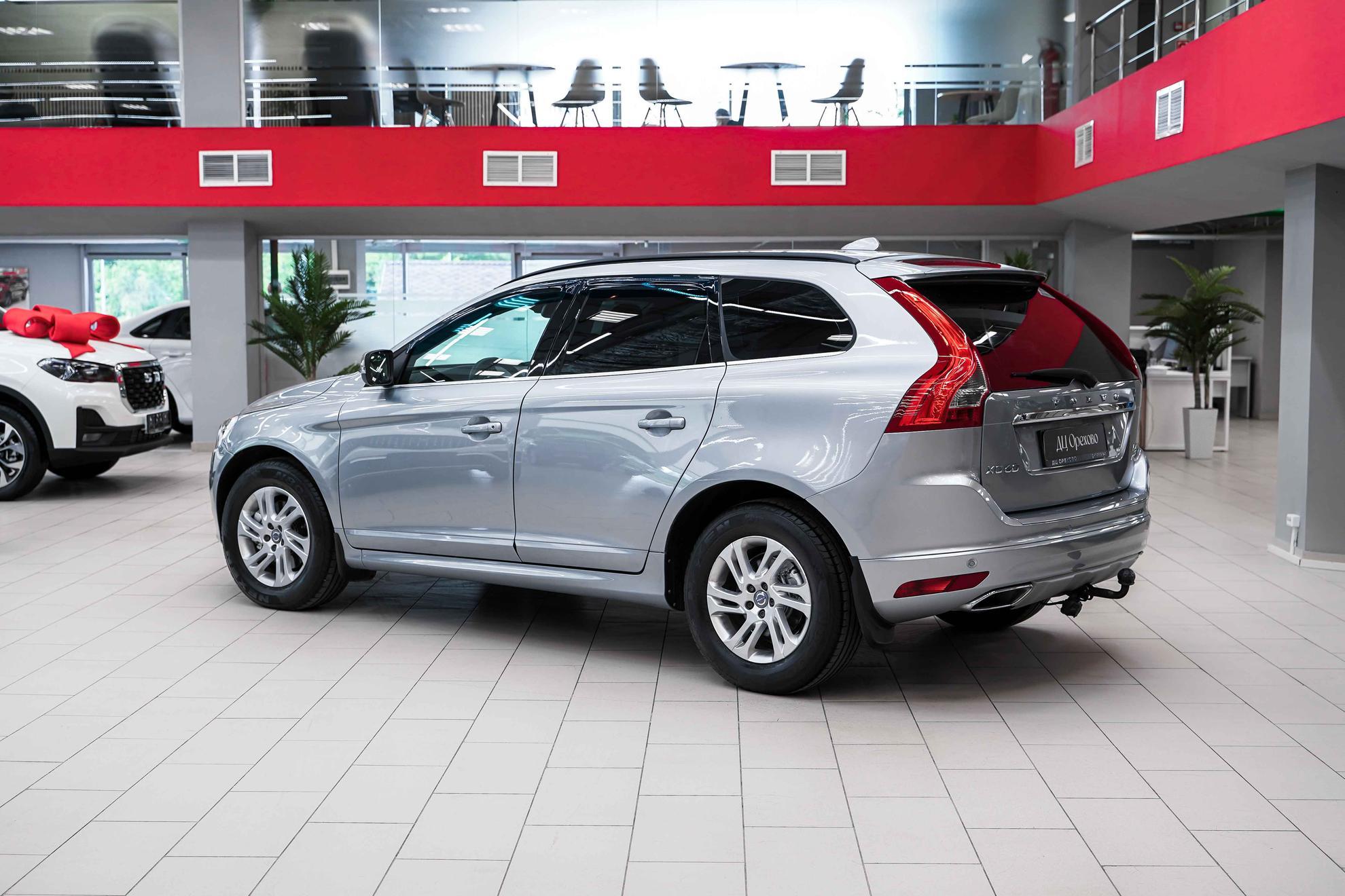 Volvo XC60 2015, серый, ДЦ Орехово