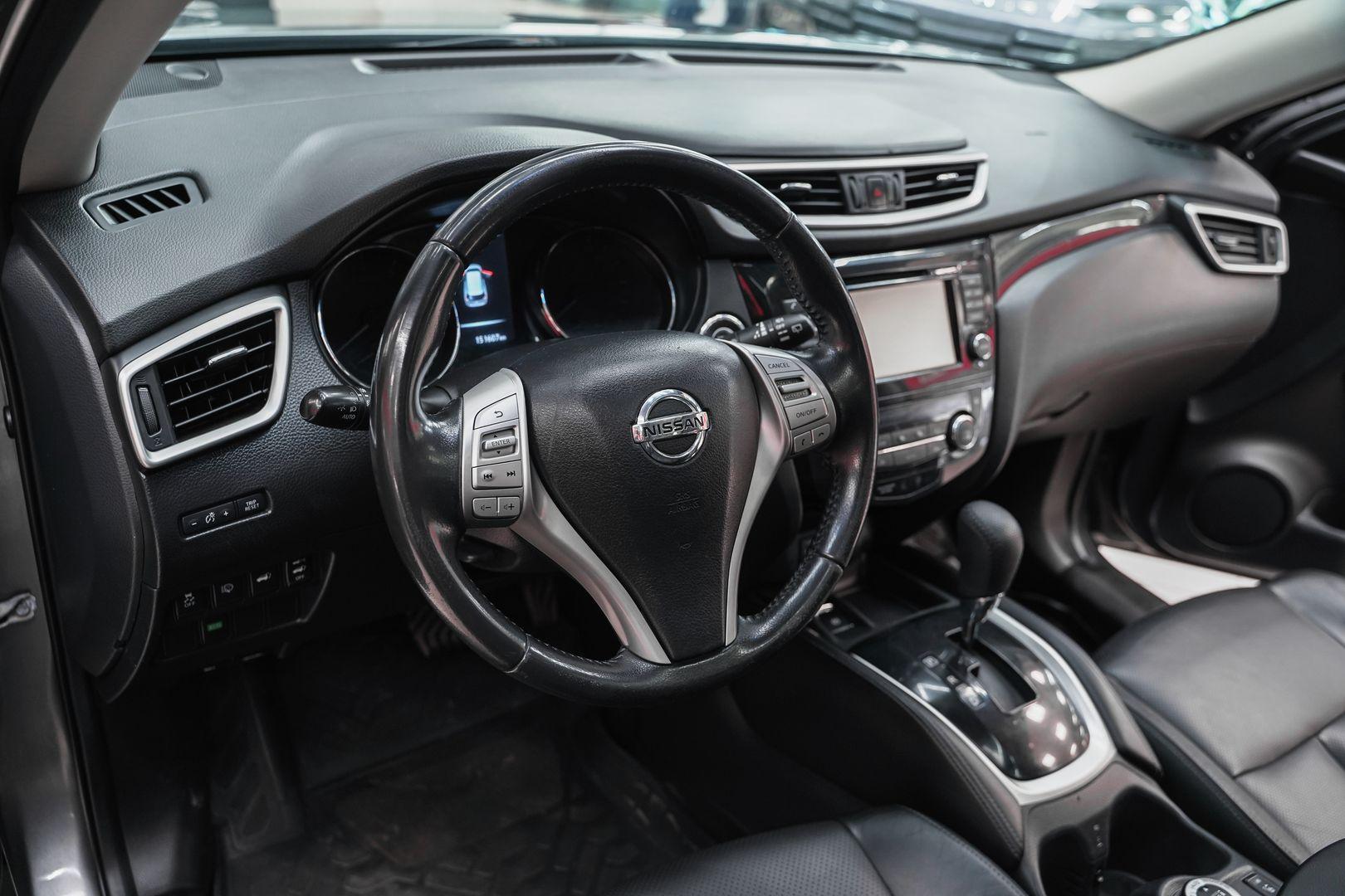 Nissan X-Trail 2016, серый, ДЦ Орехово