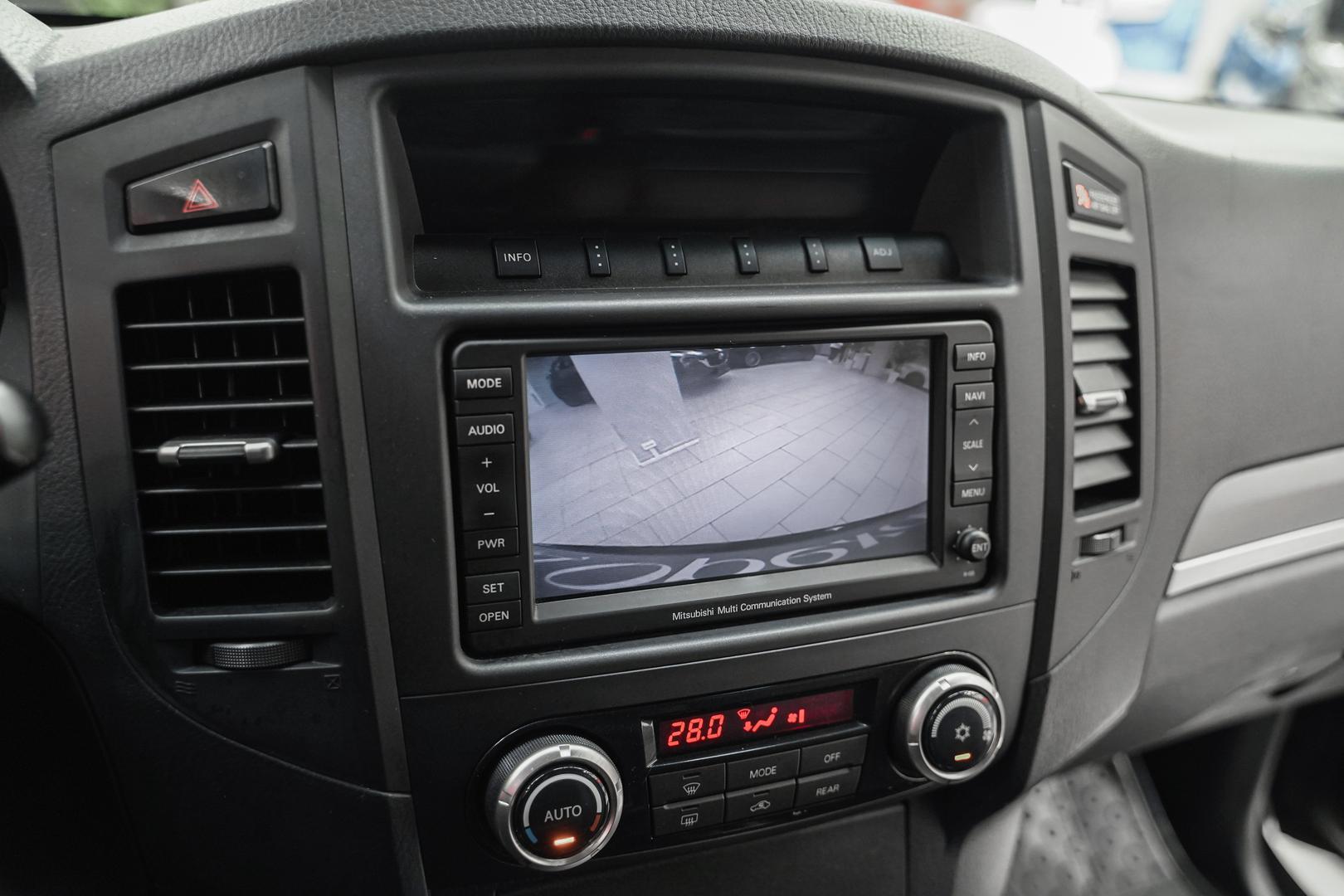 Mitsubishi Pajero 2011, черный, ДЦ Орехово